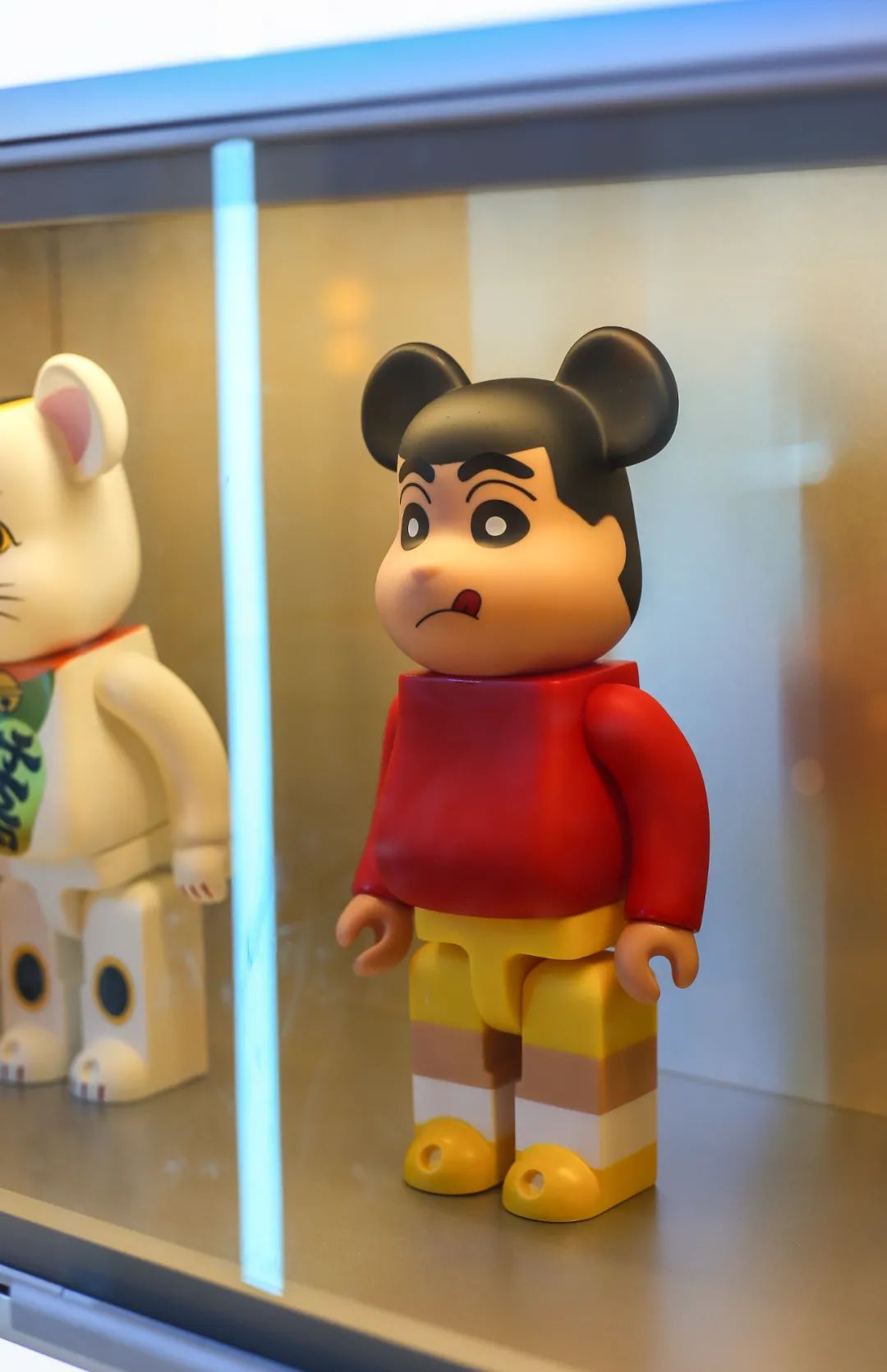 达明路上这家「黑店」,靠着瀑布芝士杀疯了