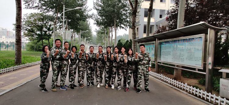 短暂而漫长的军训,军训进行时新生军训纪实全程高燃