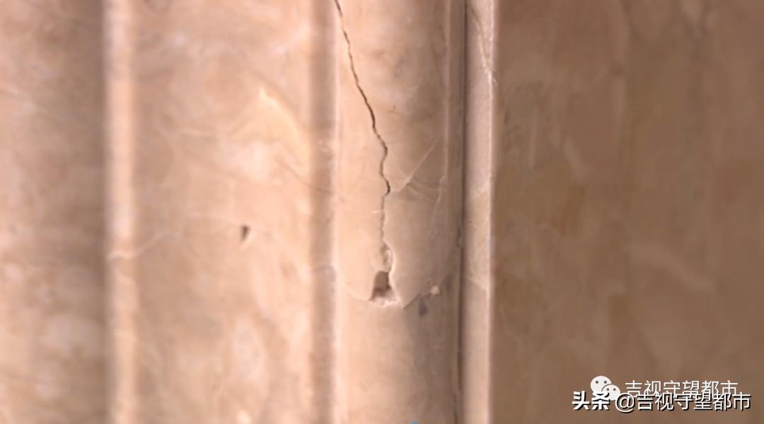 大理石不到一个月开裂怎么回事,大理石开裂是正常现象吗