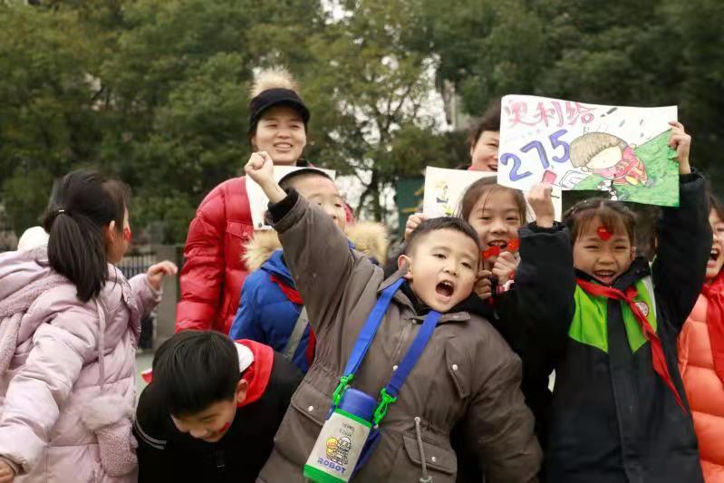 校园足球比赛活动内容及介绍,首届校园足球联赛活动报道