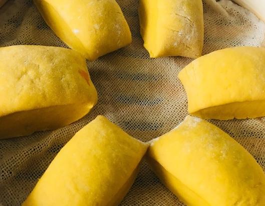 蒸馒头不发酸小技巧,蒸馒头不硬的技巧