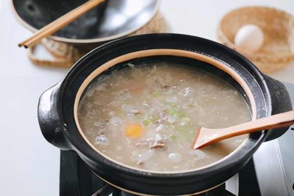 砂锅不溢锅怎么办,砂锅不炸裂怎么办