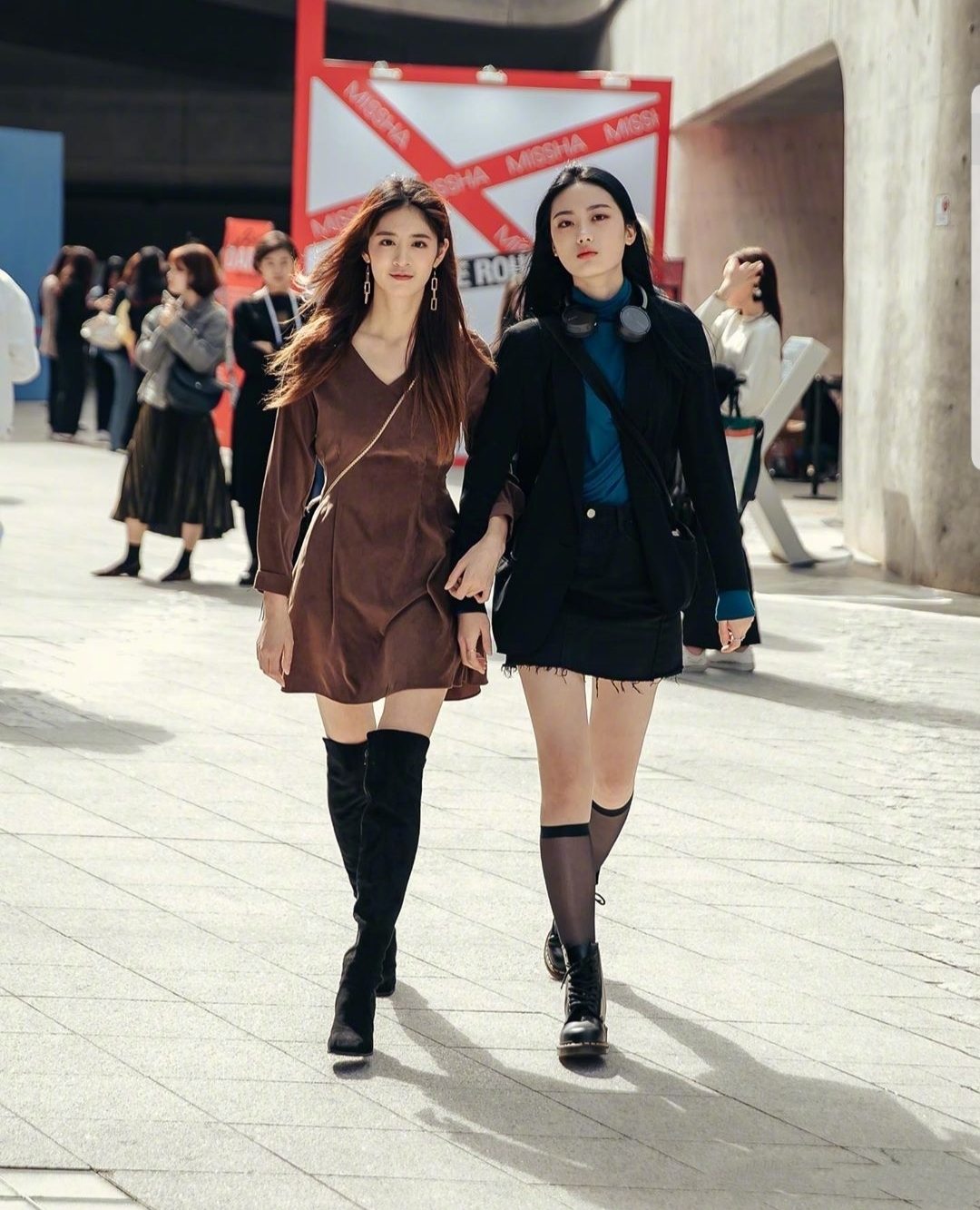 韩国街头穿搭秋冬,韩国时尚博主穿衣搭配秋冬