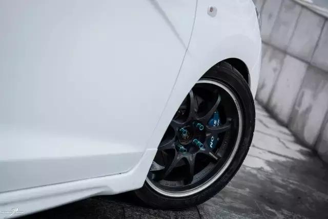 最好看的飞度gk5,平民超跑王位交替新评本田飞度gk5