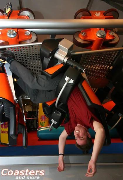 游览方特游乐园的英语,带小孩去游乐园玩滑梯