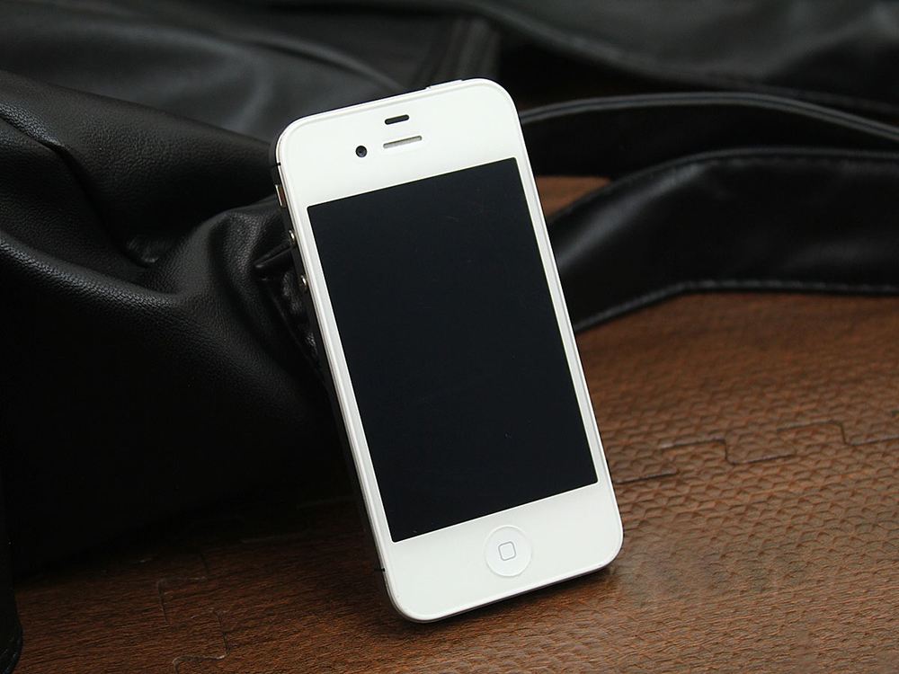 iphone4s现在还值得用嘛,现在的iphone4s还能用么