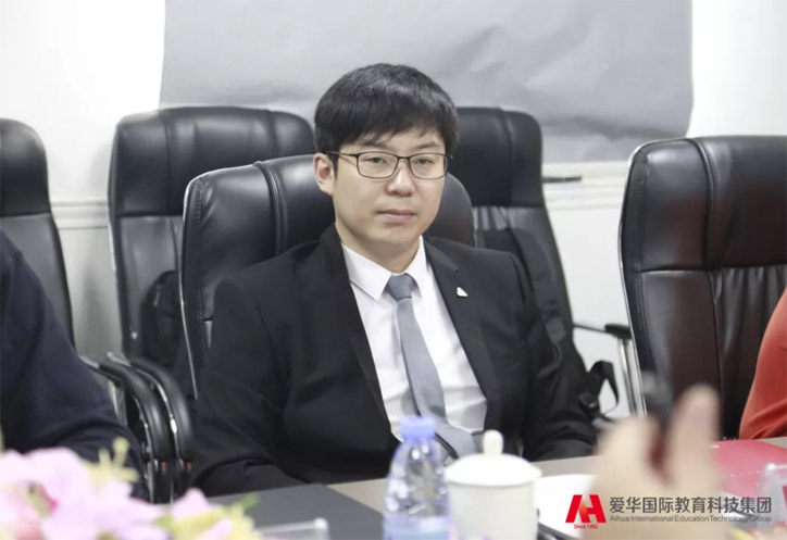 中国教育的下一片蓝海！威爱教育莅临爱华教育，共同探索VR教育