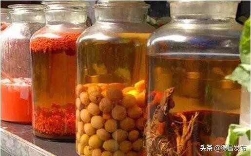 德昌一大爷喝药酒治病，险些丧命！