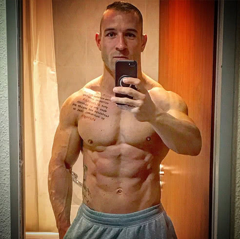 腿围47深蹲100公斤,腿围60深蹲170公斤