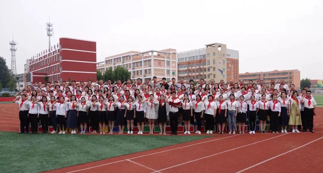 你的满意是我们前进的动力下一句,您的满意就是我们不断前行的动力