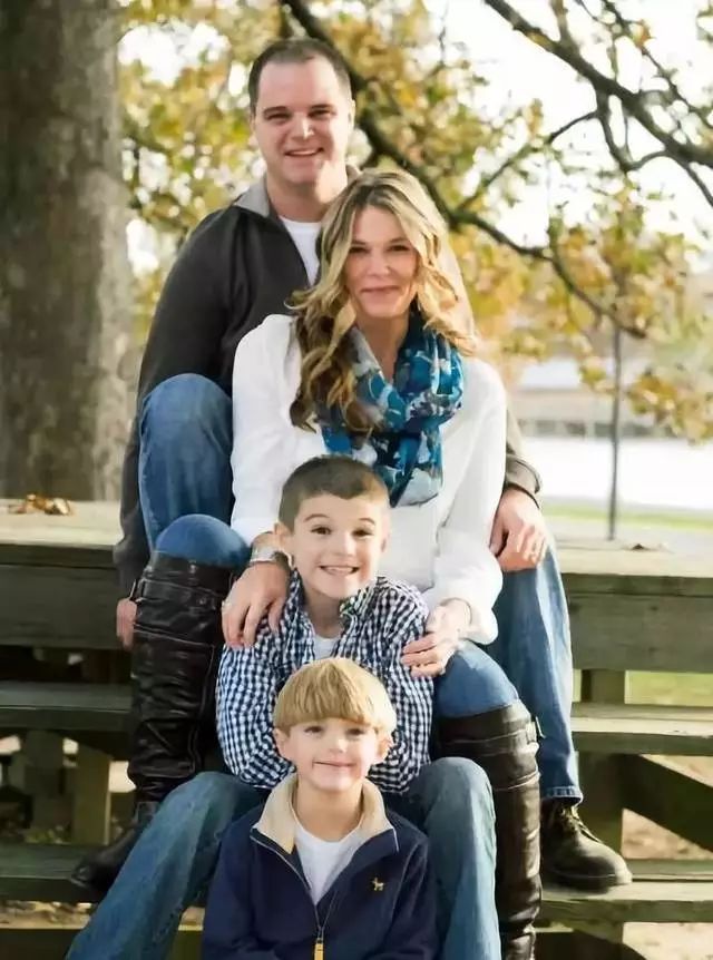 拍全家福应该用什么拍,影楼拍全家福怎么拍好看