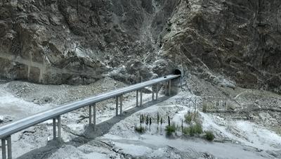 十大危险的公路318国道川藏线,318国道全球最危险的公路