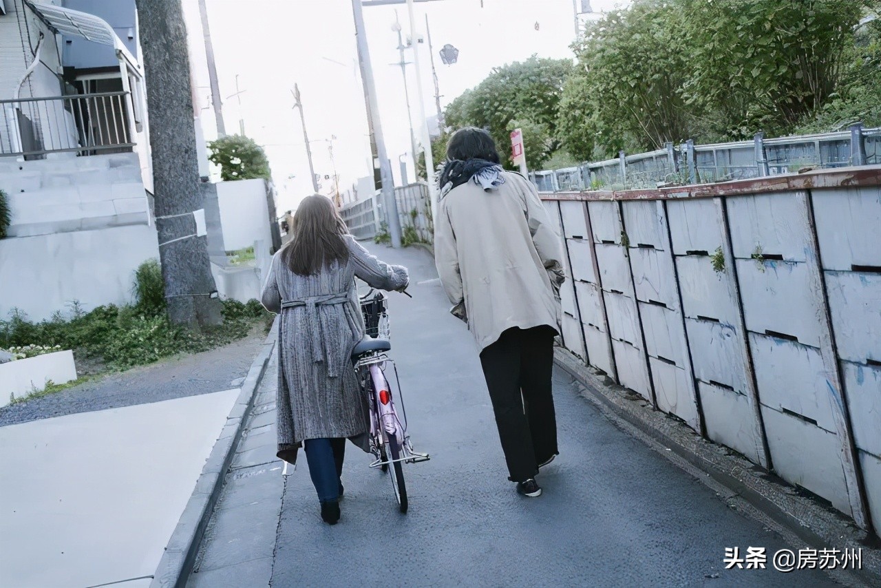 90后的我靠自己买的别墅,90后的我为了房子倾家荡产