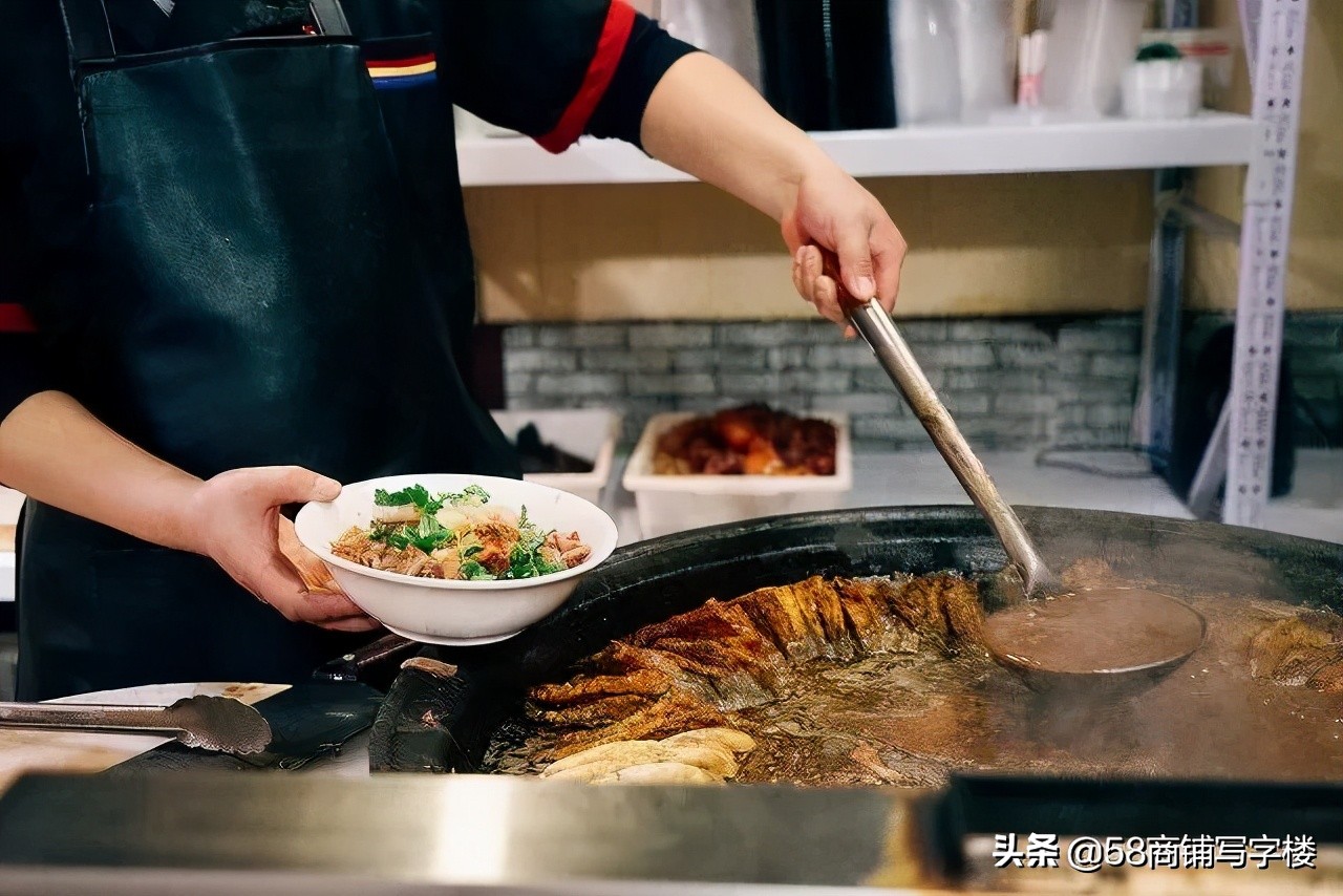 靠摆摊卖煎饼,家家别墅豪车?这些小生意不起眼却利润惊人