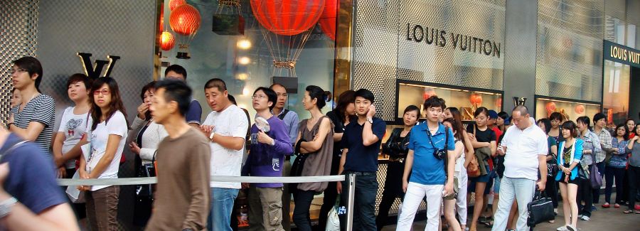 国内奢侈品销售额变化情况,中国奢侈品市场现状