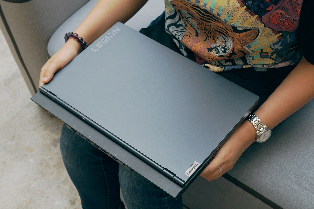 如何玩转笔记本拯救者r7000,2024款拯救者r7000电脑游戏评测