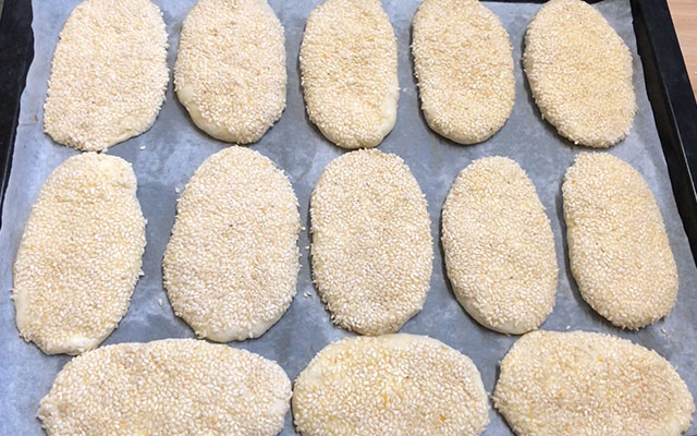 焦香酥脆的烧饼做法,酥烧饼酥脆馅料的配方