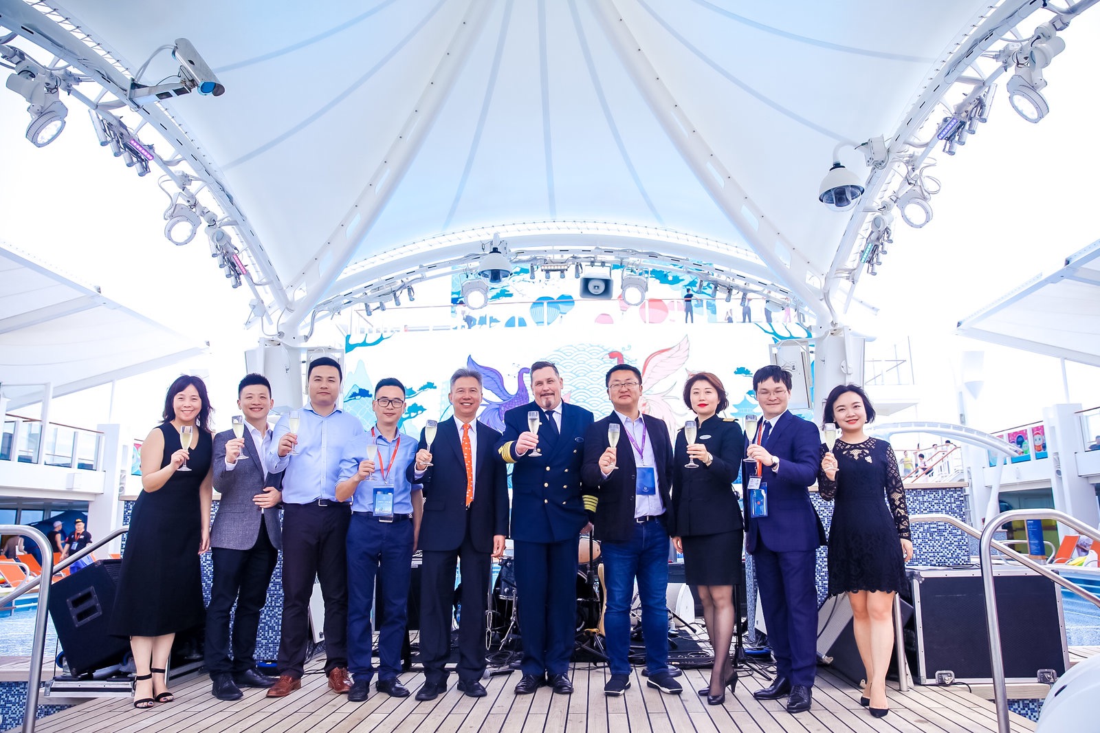 探索梦号星梦邮轮首次来上海,星梦邮轮世界梦号