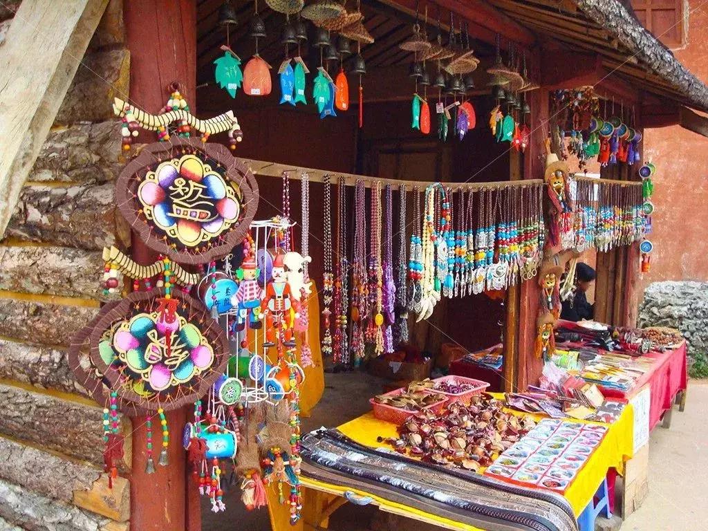 旅行社内部人员揭秘,旅行社吃住行全包陷阱