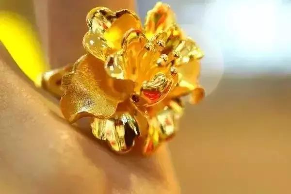 珠宝首饰如何清洁,天然玉石清洗保养