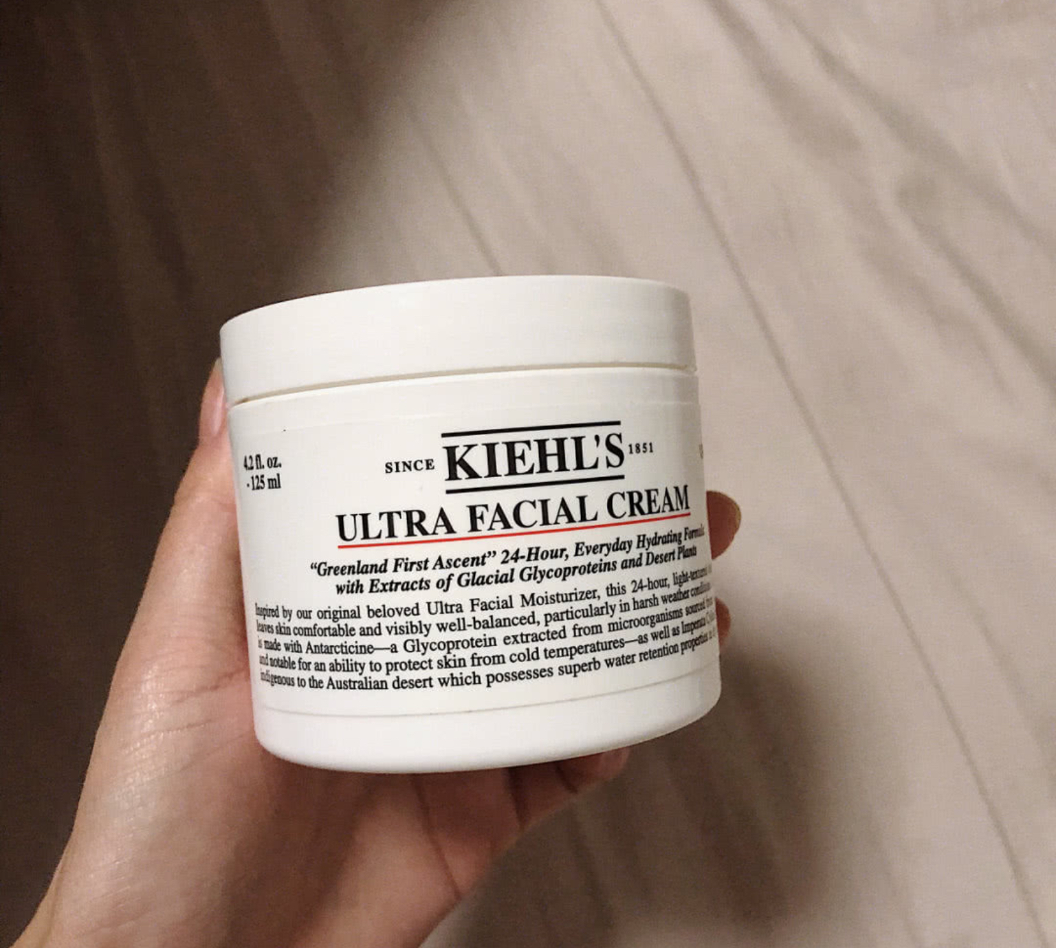 olay面霜大红瓶第五代保湿滋润,olay哪一款面霜适合中年妈妈