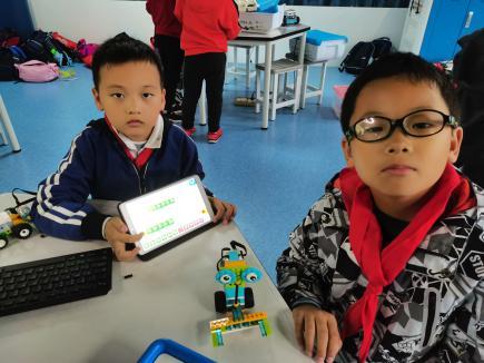 科学工作室里的“问题银行”