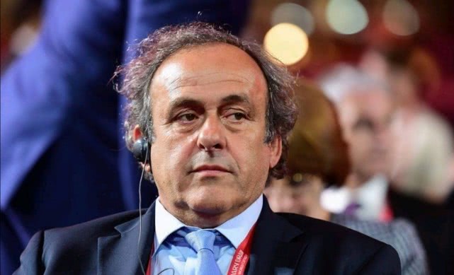 法国足球历史最佳阵容齐达内,法国队三叉戟齐达内