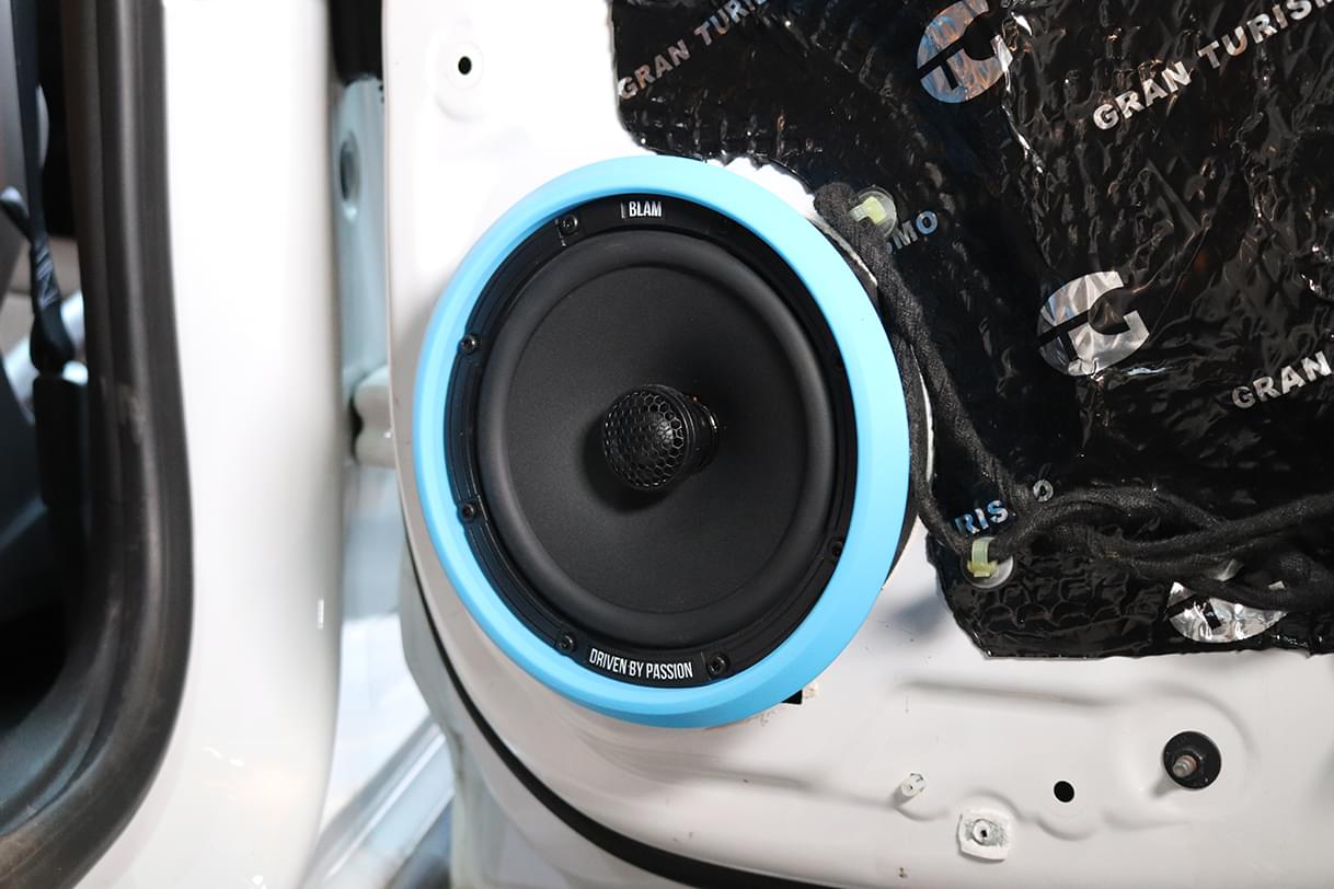 深圳汽车音响专业改装哪里好？看完别克君威音响改装你就知道了