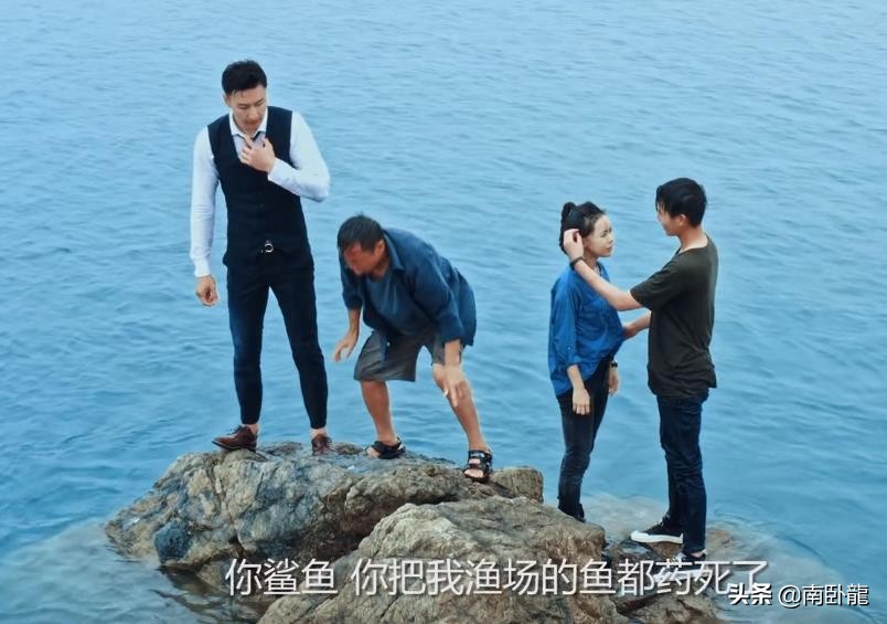 大鲨鱼电影精彩片段,大鲨鱼动画完整版