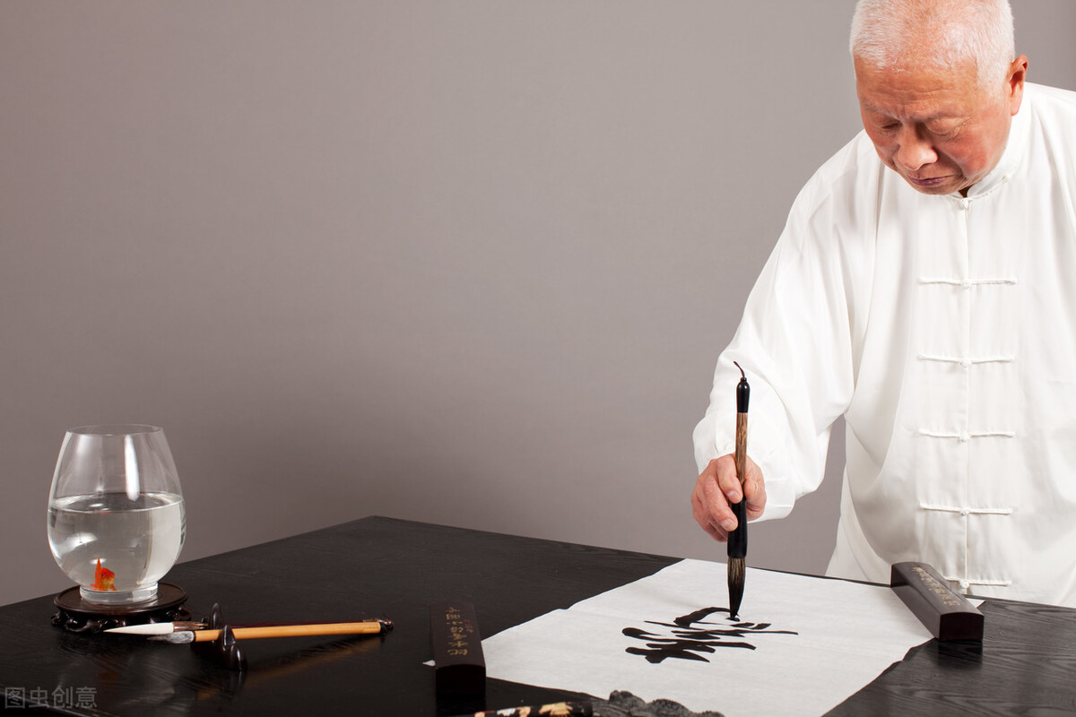 毛笔小楷书法教学入门,少儿毛笔书法基础知识教程