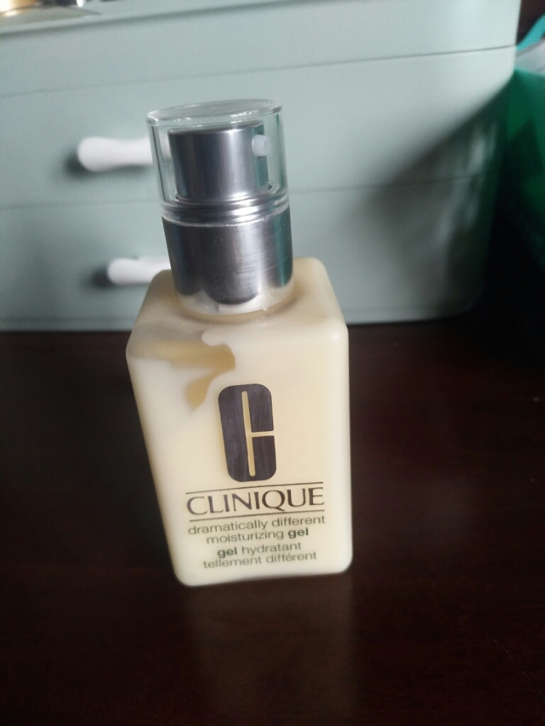 倩碧黄油适合多少年龄段,倩碧黄油和倩碧透明黄油哪个好用