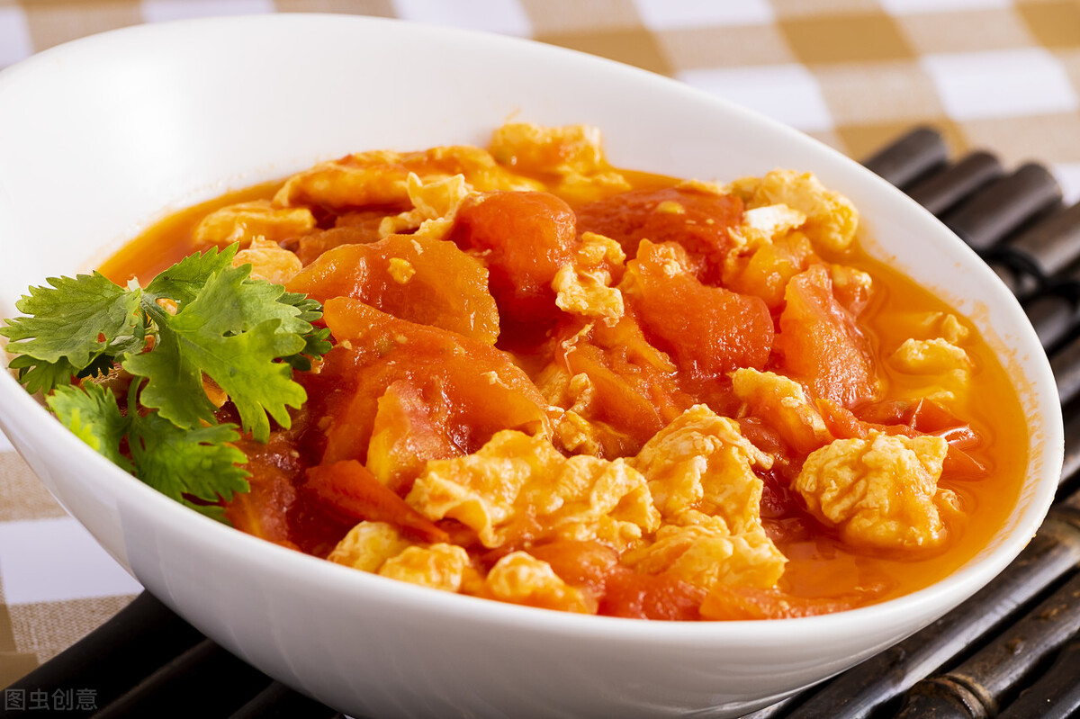 夏天要少吃哪六种蔬菜,夏天要吃的蔬菜