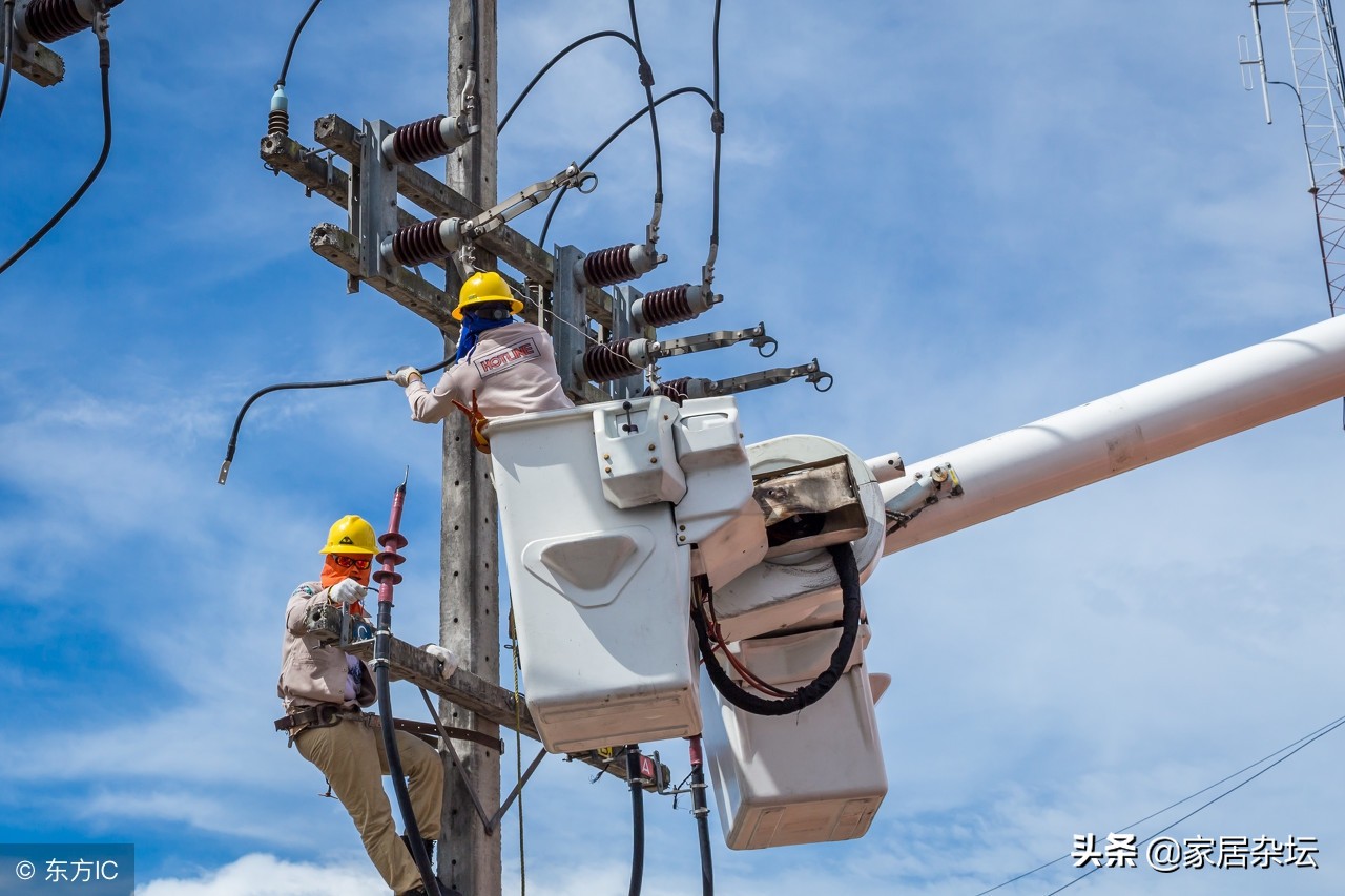 200kva变压器一个月用多少度电,容量200的变压器能承载多少千瓦