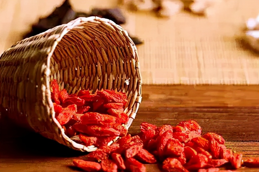 雪花秀紧致弹力面霜,雪花秀滋阴保湿补水紧致面霜