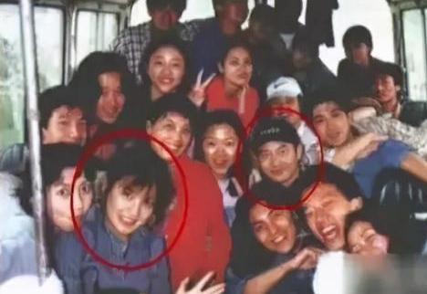 黄晓明狂追赵薇十几年，昨晚却删除赵薇所有内容！他知道什么？