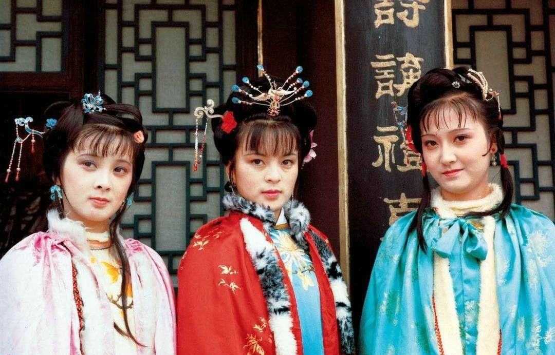 红楼梦大观园里起诗社,探春请大观园中的人起诗社