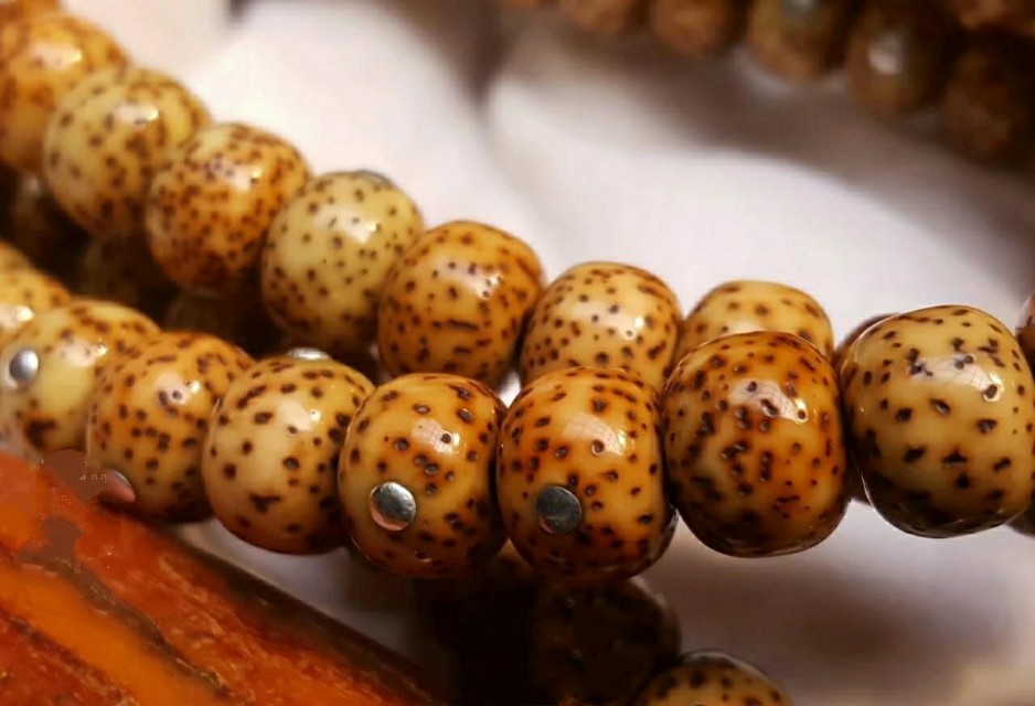 文玩十大经典手串,文玩最具灵性的5种手串