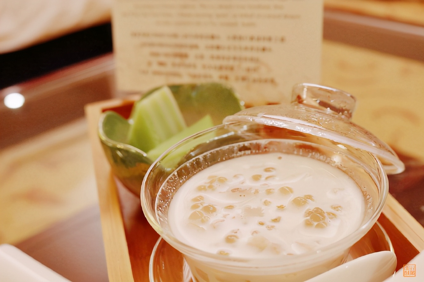 不能飞去巴黎伦敦，不如到大连喂鸽子，赏海景吃海鲜