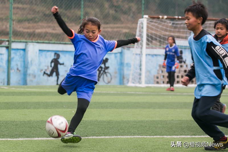 贵州全省小学足球比赛,大方一中对三中足球赛