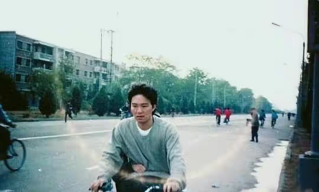 因戏生情却分手的十二对明星,盘点曾经恩爱后来遗憾分手的明星