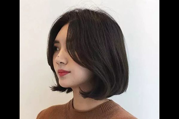 女生脸太圆适合什么短发发型什么短发适合大脸