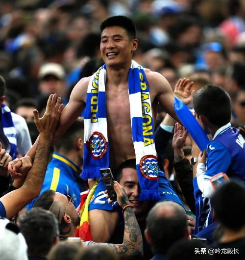 武磊在西班牙很受欢迎,武磊西班牙单刀绝杀