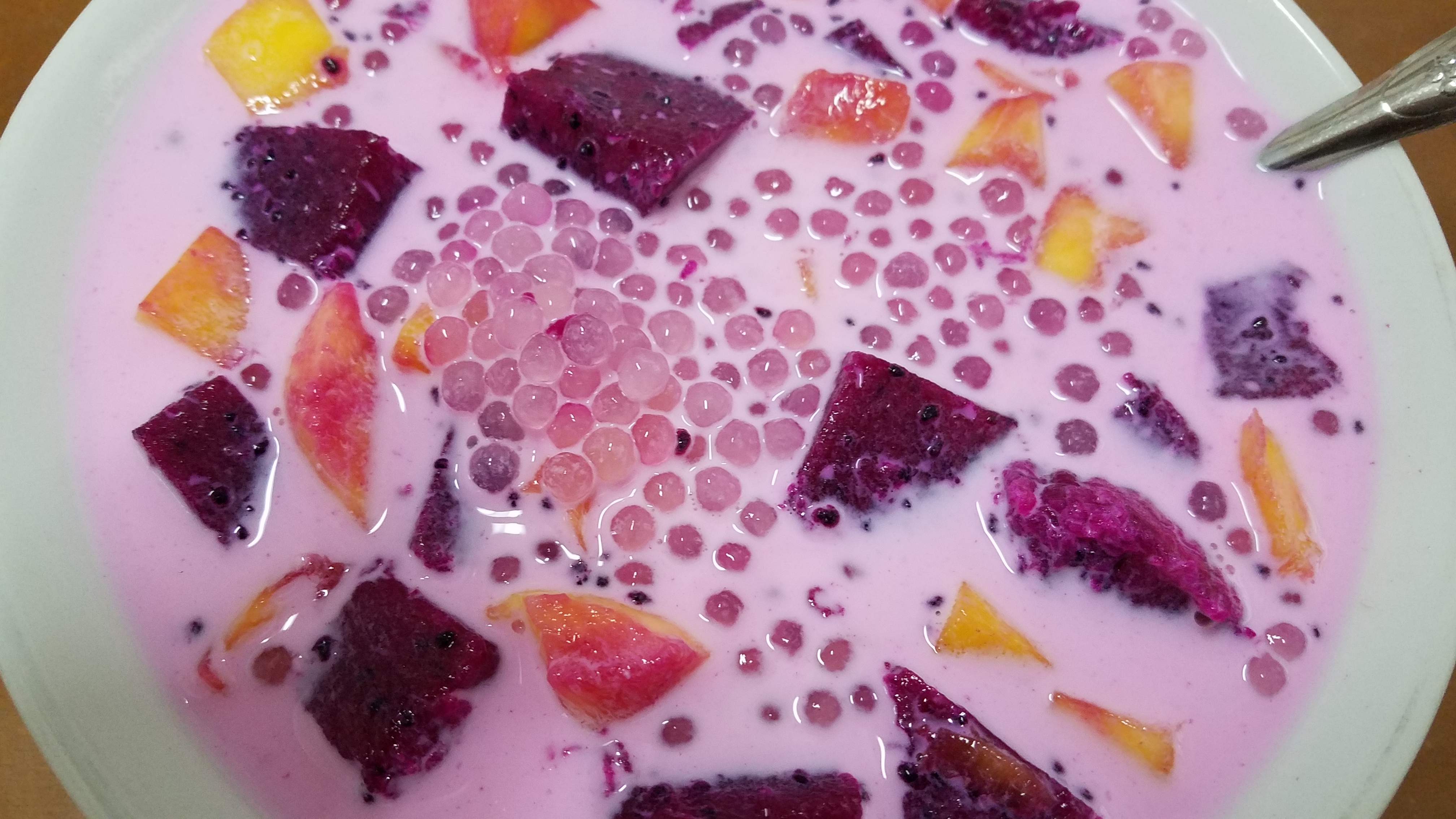 自制冰镇芒果西米露夏日清爽必备,木瓜西米露牛奶冷饮的做法