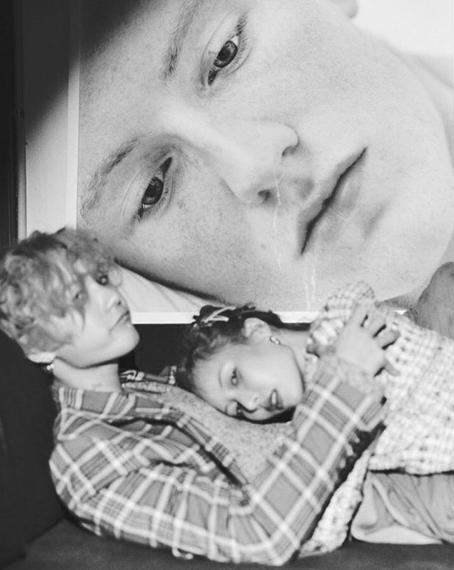 泫雅从明星到草根网红之路,为何同是甜蜜晒恩爱张杰与谢娜就不行