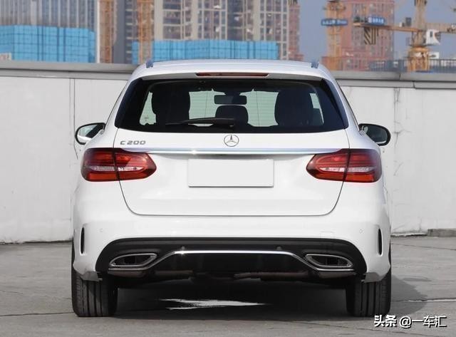 奔驰旅行车c200老款,奥迪a4和奔驰c200哪个性价比高
