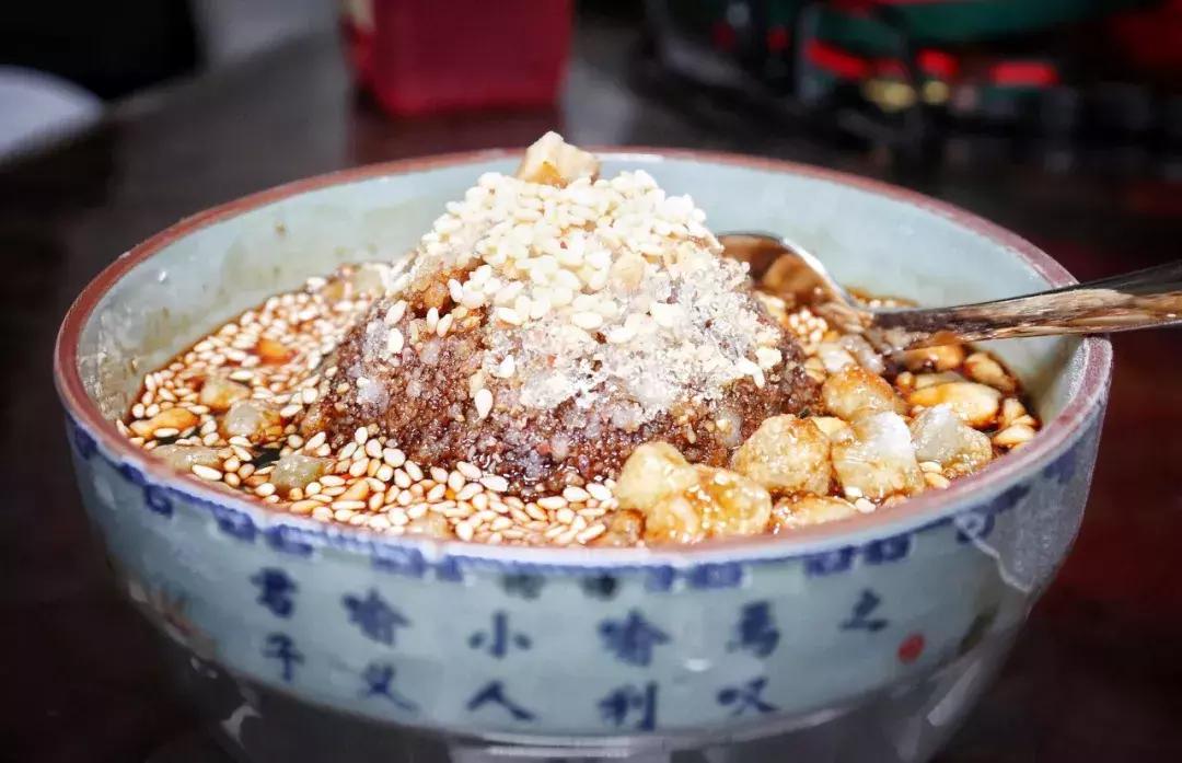 贵阳最好吃的糕粑稀饭,贵阳青岩古镇哪家糕粑稀饭正宗