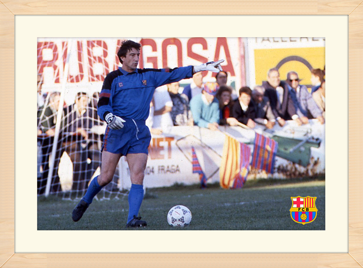 足坛名帅年轻时照片,2021足坛老球员的照片