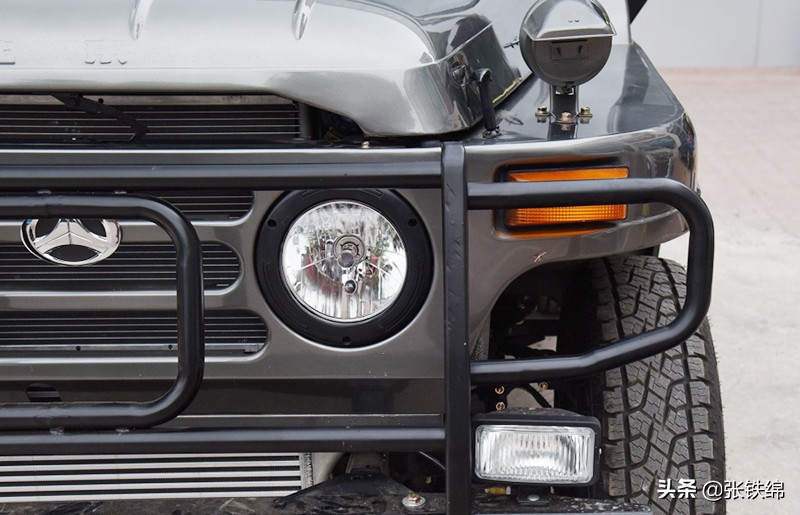 最新款北京212与老款比较,最新款北京212概念车帅到爆