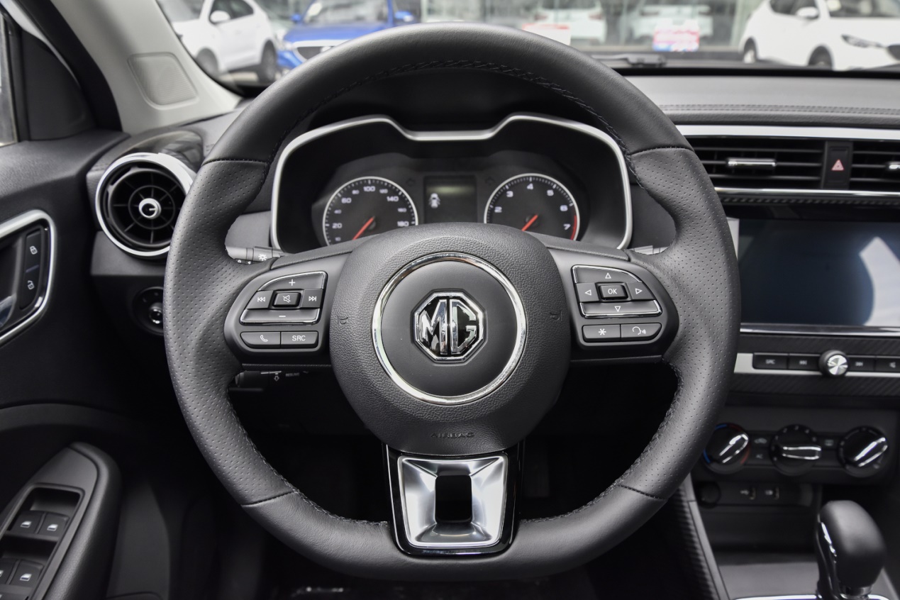 名爵zs自驾西藏视频,以租代购车绍兴