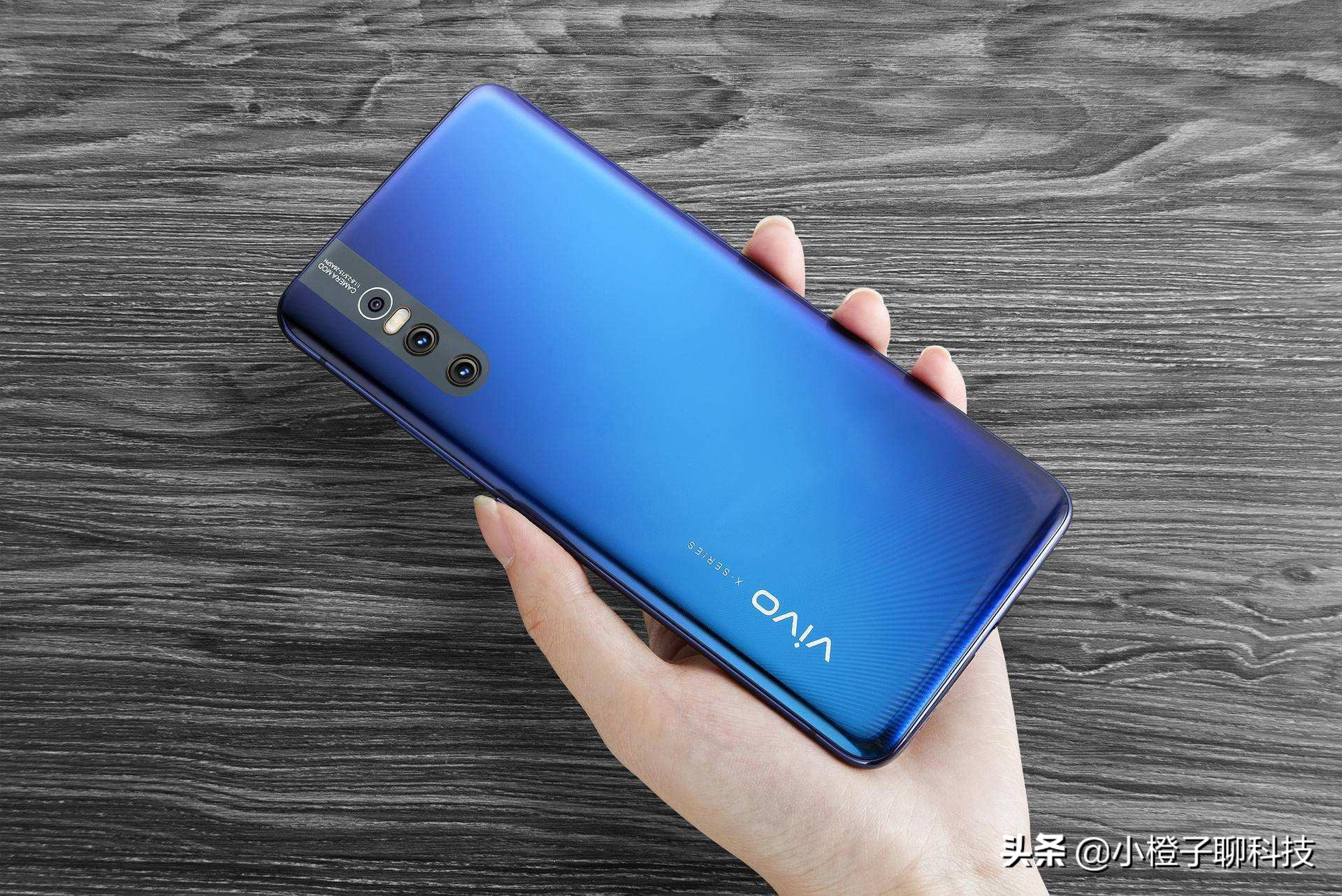 小米9手机全新骁龙710,小米cc9骁龙710对比麒麟710